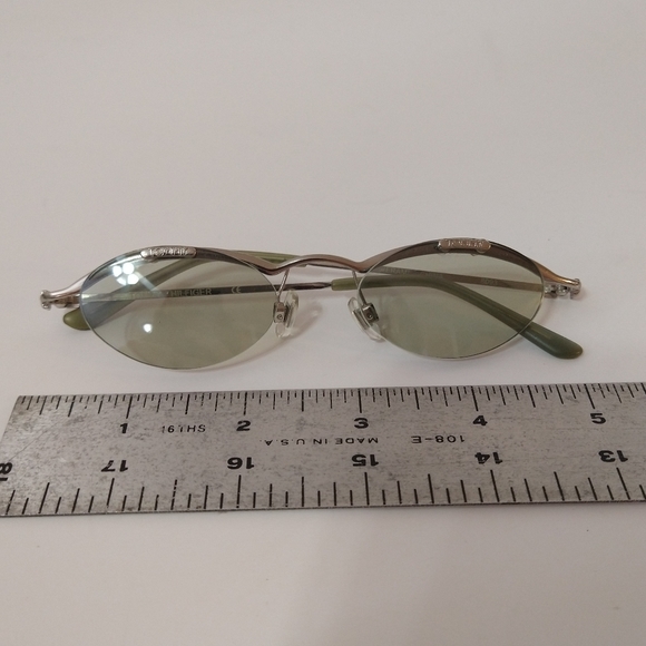 Vintage 90's/Y2K Tommy Hilfiger Green Tinted Oval Shaped Glasses - Picture 7 of 7